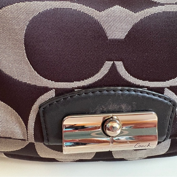 Coach Kristin crossbody Creed No. F22302 - Picture 8 of 8